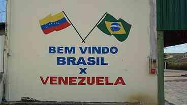 Governo da Venezuela anuncia reabertura de fronteira com Brasil