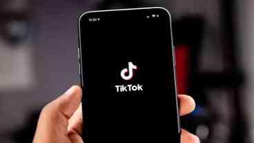 TikTok cria nova funcionalidade de anúncios gerados por IA